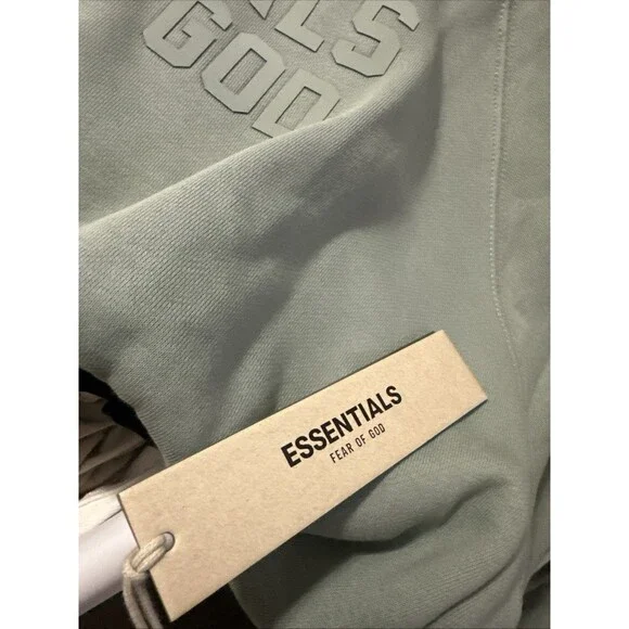 NWT FEAR OF GOD SYCAMORE HOODIE Size M - Picture 3 of 5